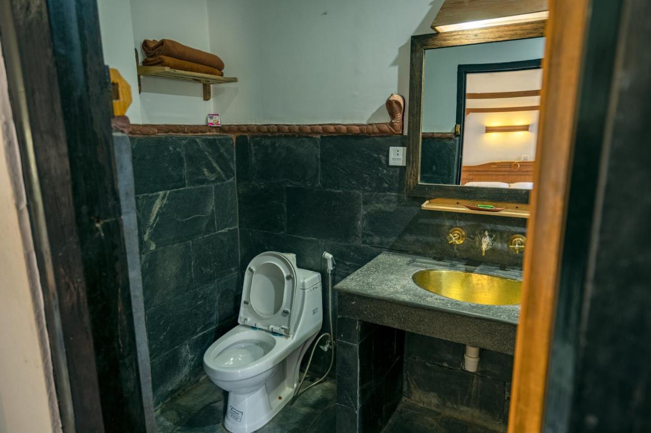 Hotel Ganesh Himal Kathmandu Ngoại thất bức ảnh