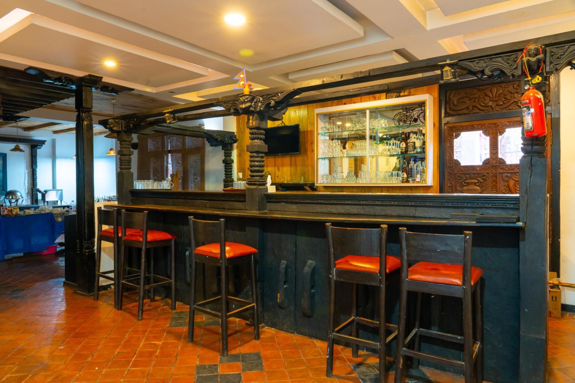 Hotel Ganesh Himal Kathmandu Ngoại thất bức ảnh