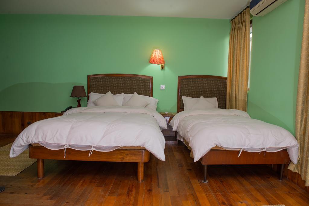 Hotel Ganesh Himal Kathmandu Ngoại thất bức ảnh