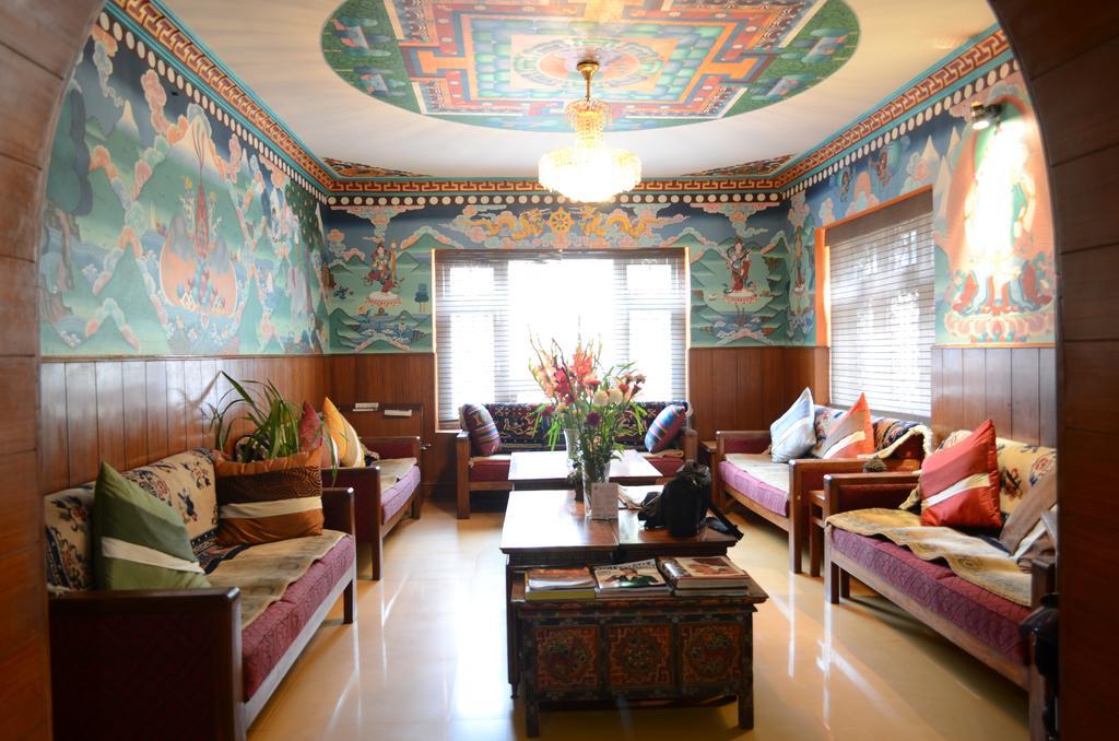 Hotel Ganesh Himal Kathmandu Ngoại thất bức ảnh
