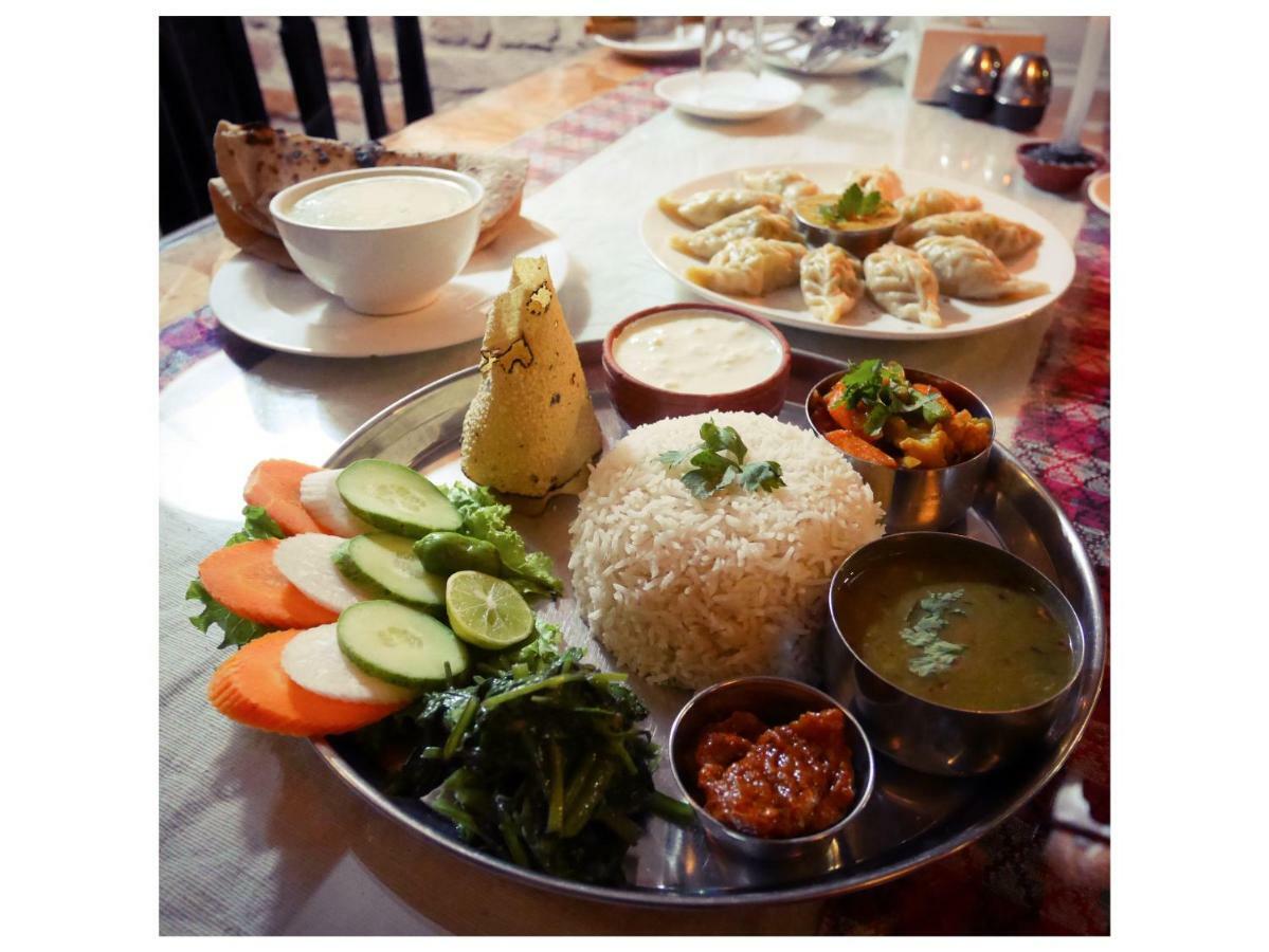 Hotel Ganesh Himal Kathmandu Ngoại thất bức ảnh